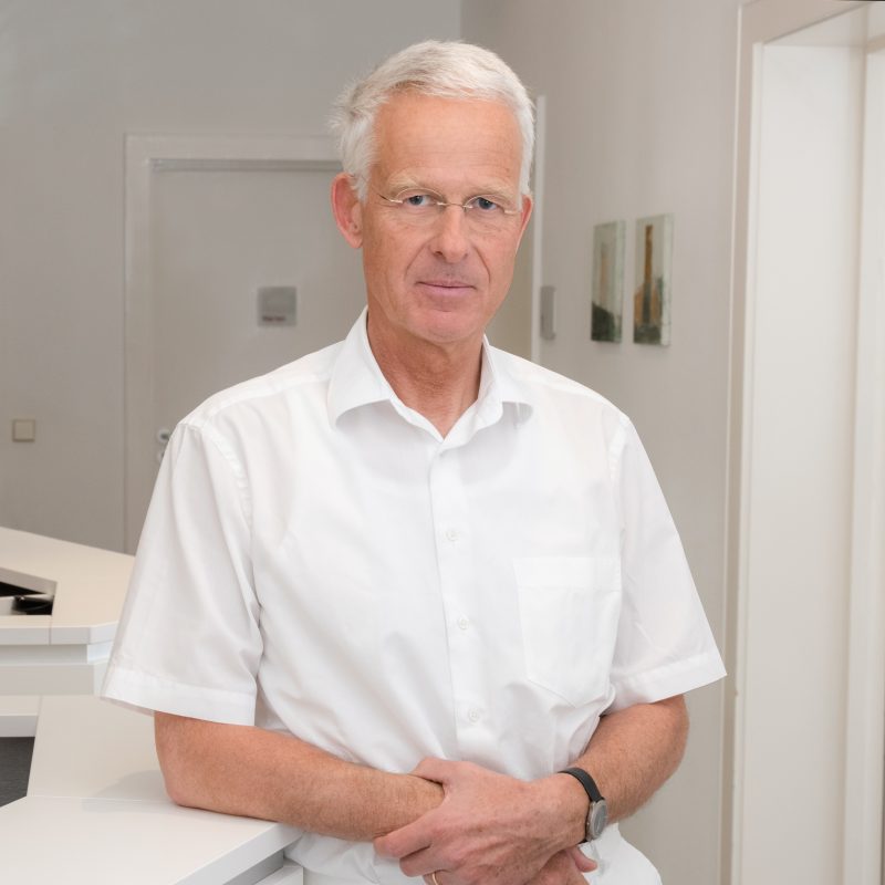 Dr. Johannes Hauswaldt